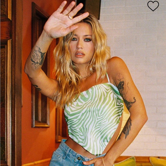 Princess Polly Scarf Top - Picture 1 of 3